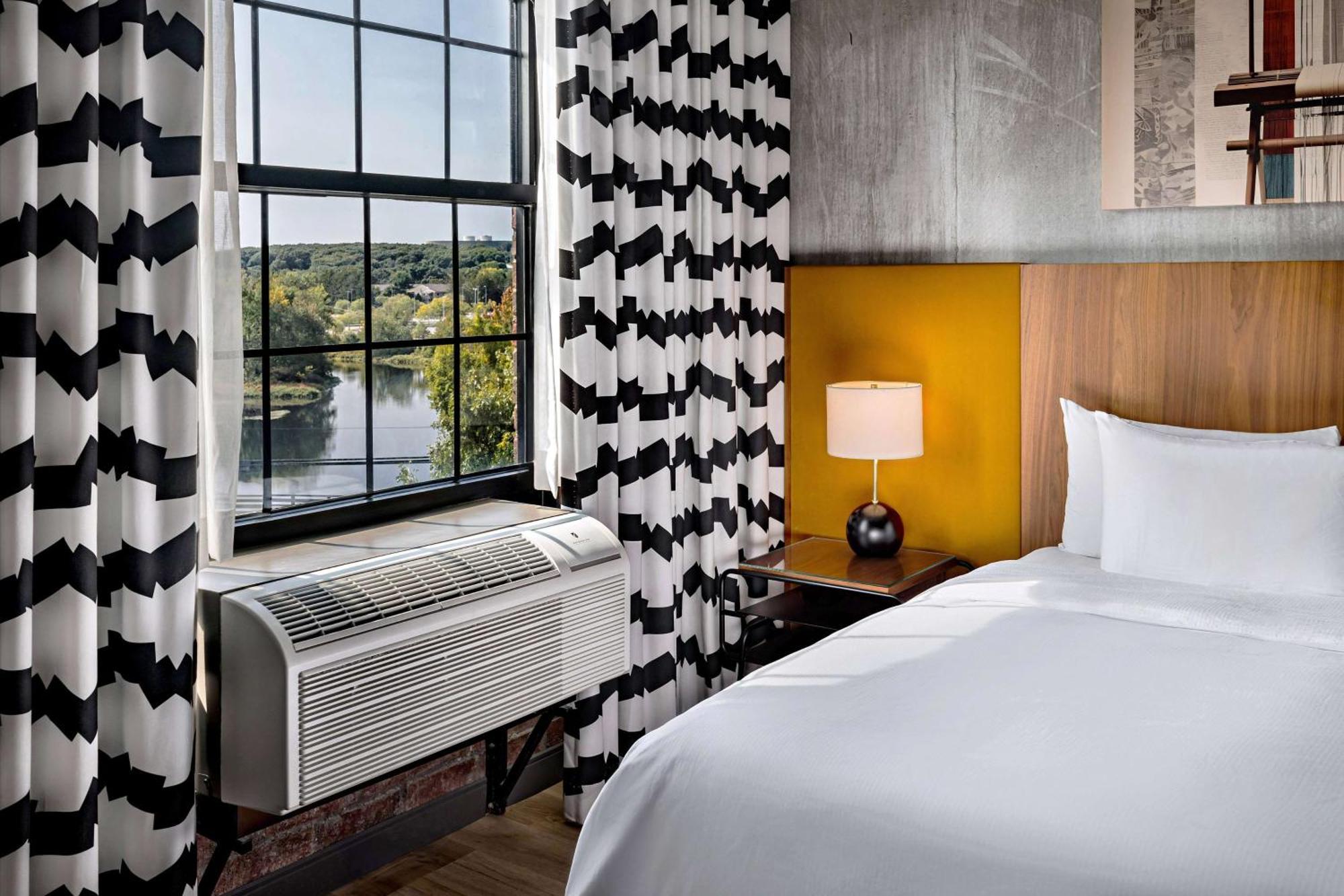 The Loom Hotel, Tapestry Collection By Hilton 4*