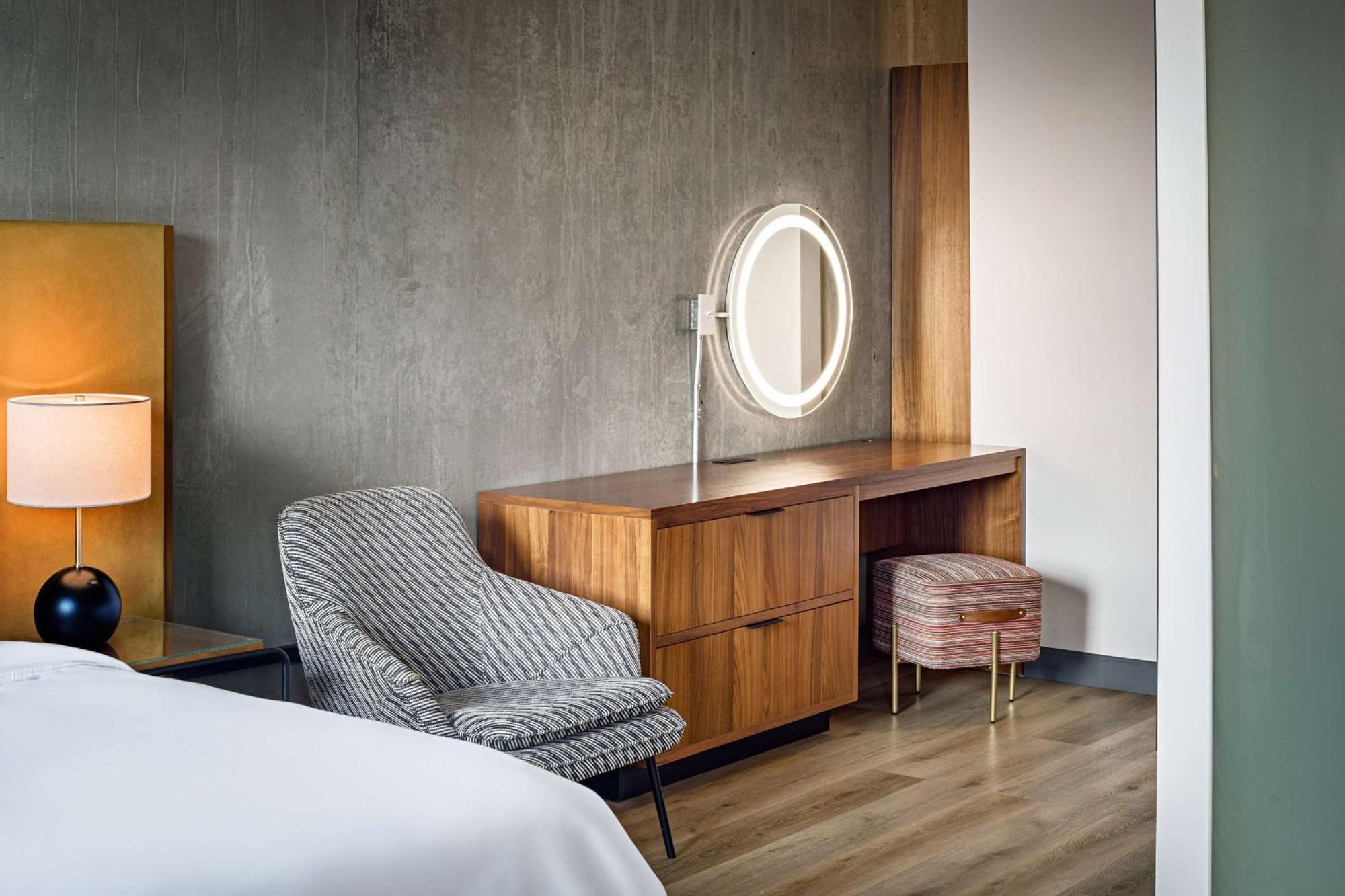 The Loom Hotel, Tapestry Collection By Hilton Hotel